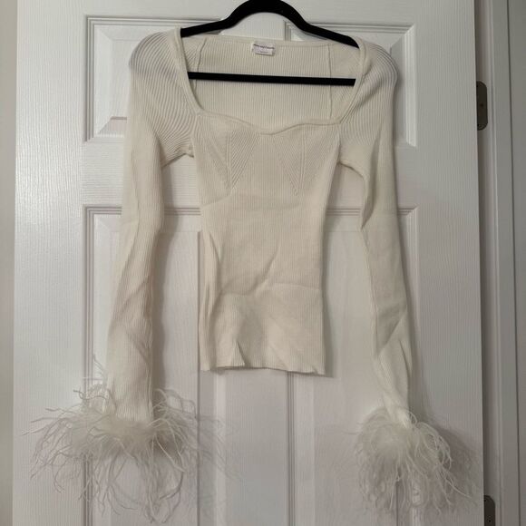 Lovers + Friends KINSLEY FEATHER TRIM TOP - Picture 3 of 5